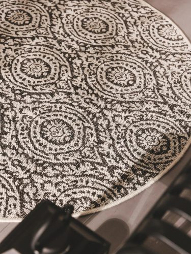 In- & Outdoor Round Rug Cleo White/Black ø 120 cm round