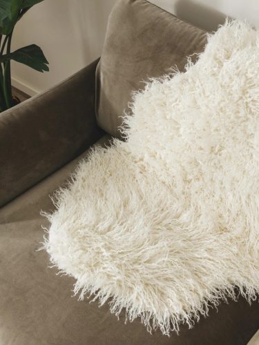 Faux Fur Oscar Cream 60x90 cm